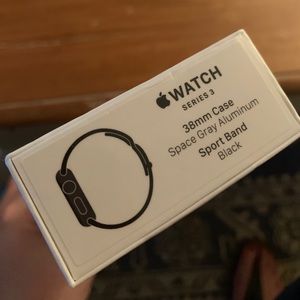 BRAND NEW sealed - 38 MM Apple Watch Series 3